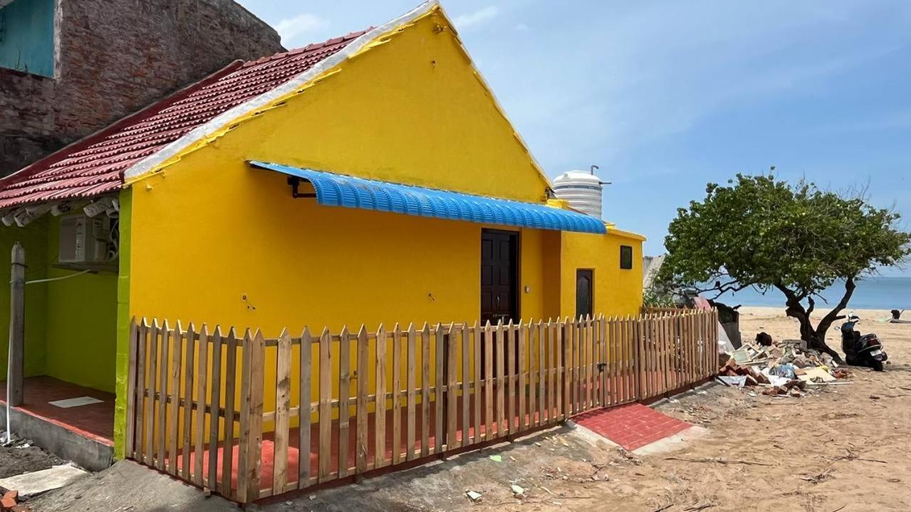 Coral Bay Beach House 1Bhk 蓬蒂切里 外观 照片